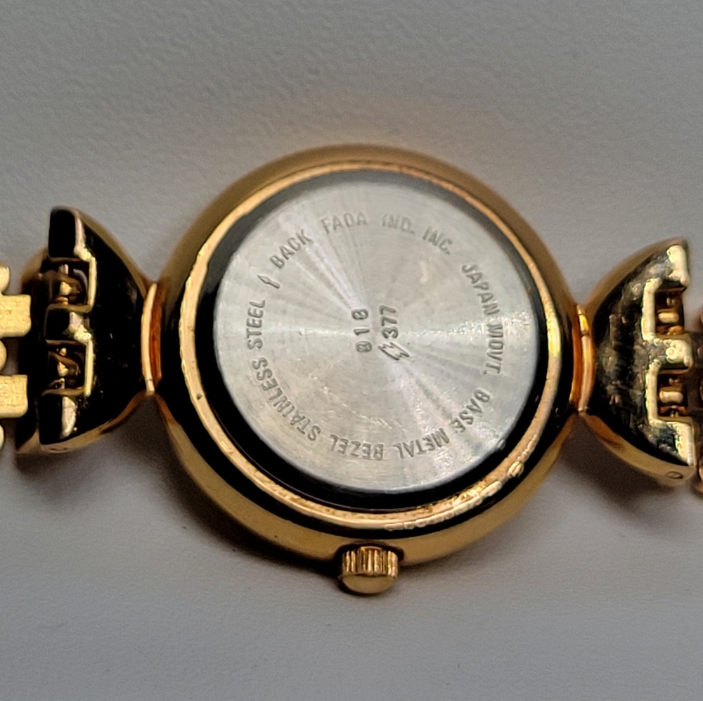 ALTO Women's Watch - Picture 2 of 16